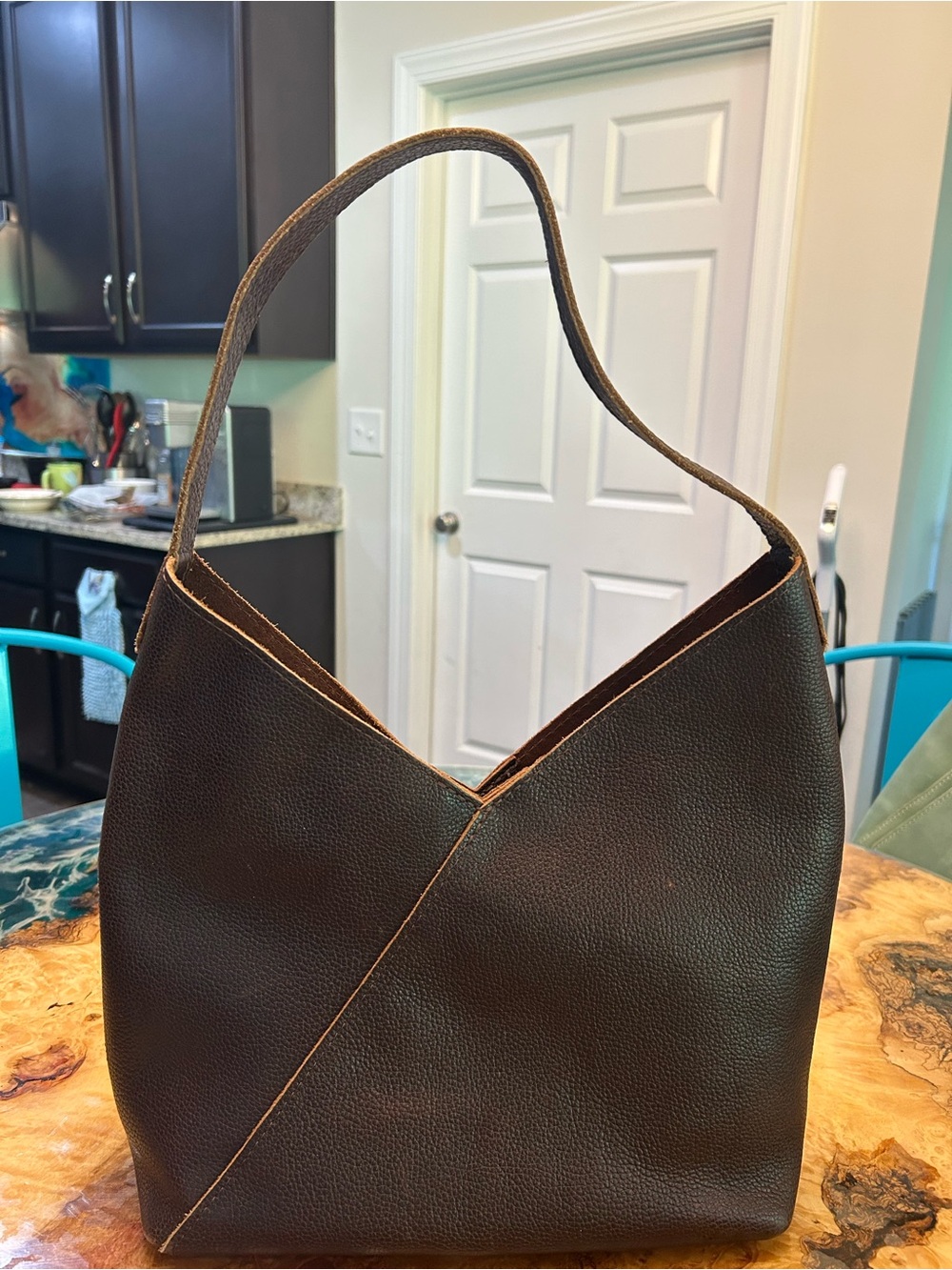 Portland Leather Brown Leather Shoulder Bag - Picture 7 of 11